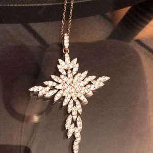 Silver Cross Rhinestone necklace